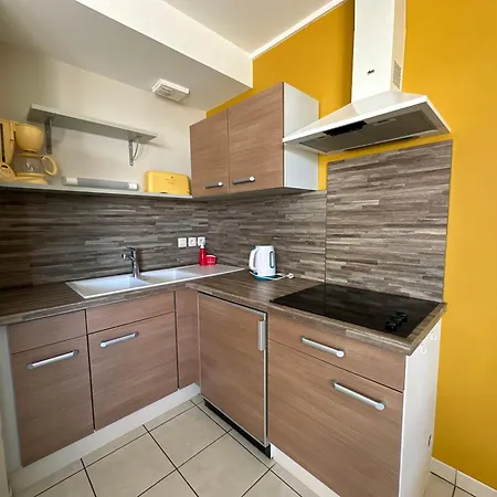 T3 Proche Centre - Parking Prive - Wifi Daire *